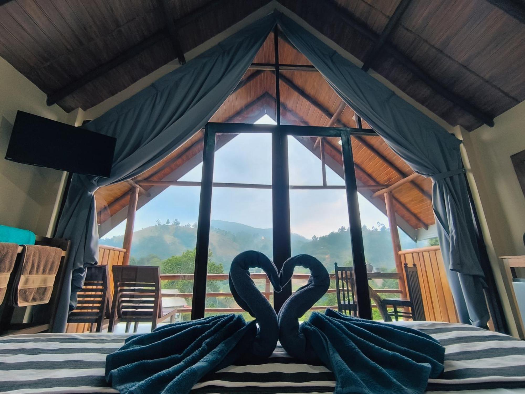Ella Lovers View Cabins Extérieur photo
